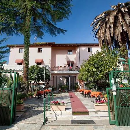 Fattoria Stocchi Hotel 4*