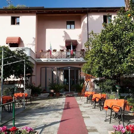 Fattoria Stocchi Hotel 4*