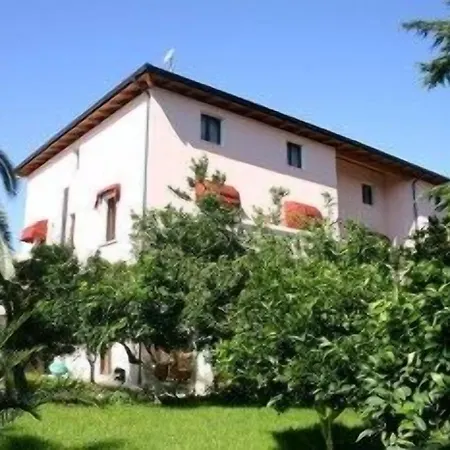 Fattoria Stocchi 4* Quattromiglio