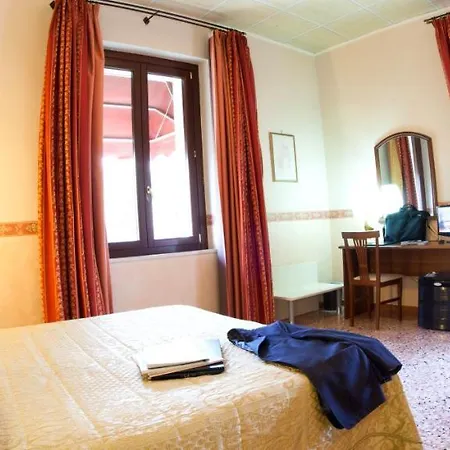 Fattoria Stocchi 4* Quattromiglio