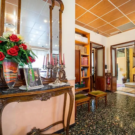 Hotel Fattoria Stocchi 4*